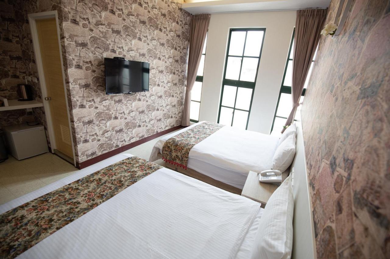 Jia-Jia Business Hotel Luodong Exterior photo